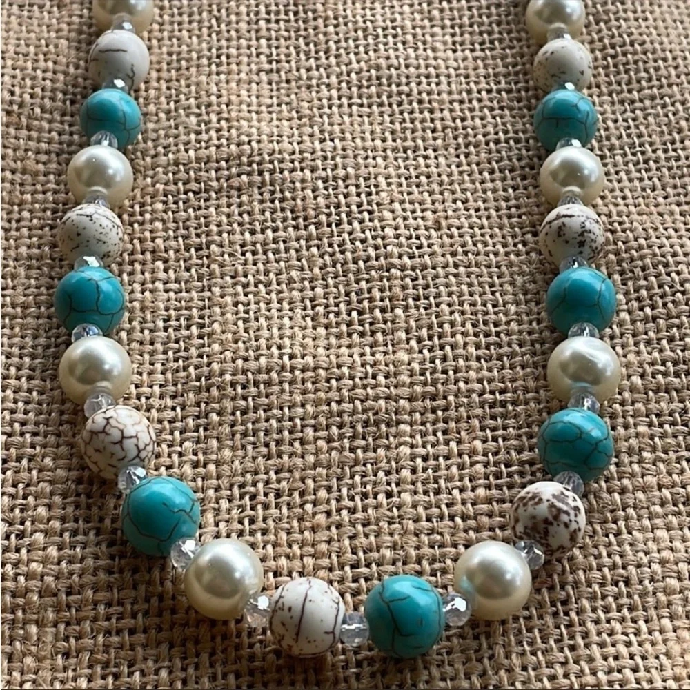 Turquoise necklace Adjustable with crystals extender New